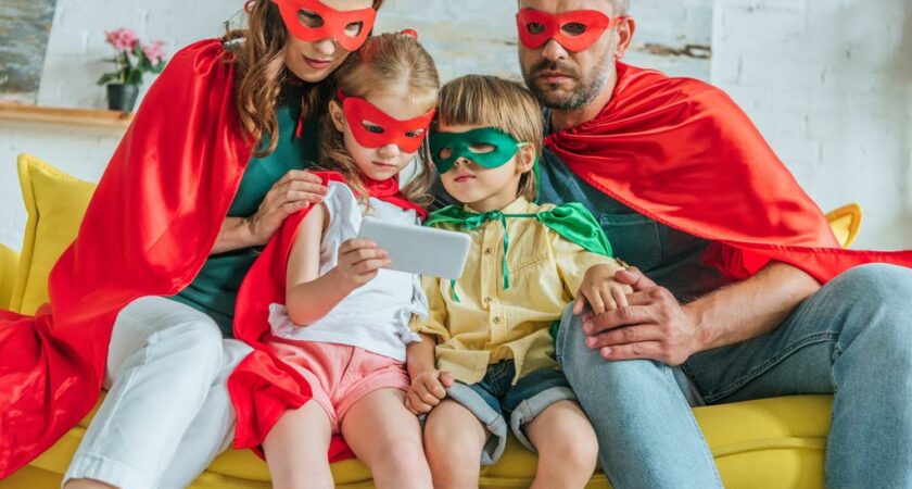 Non cerchiamo supereroi, ma semplici genitori: unisciti a noi!